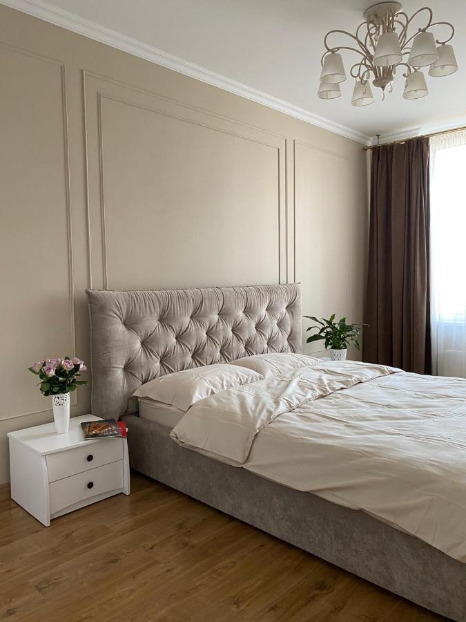 Luxury Apartment Near Metro Station Osokorky Kyiv Exterior photo