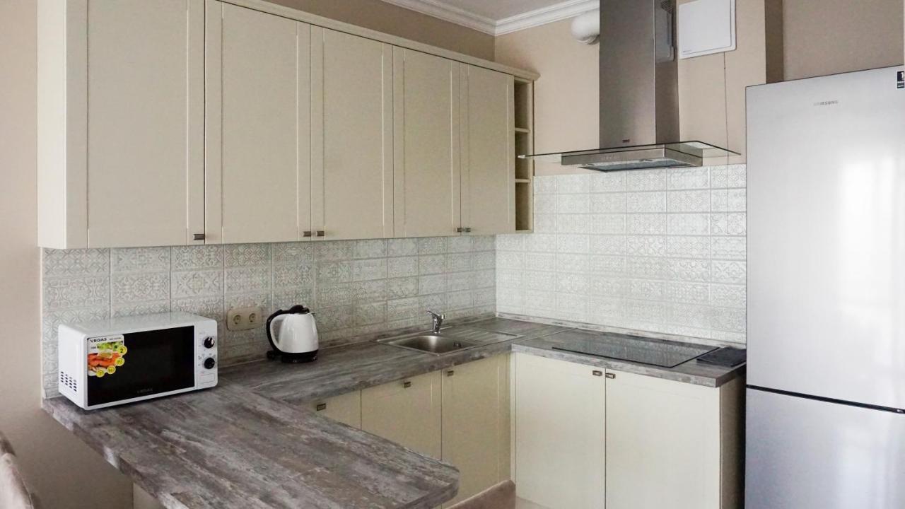 Luxury Apartment Near Metro Station Osokorky Kyiv Exterior photo