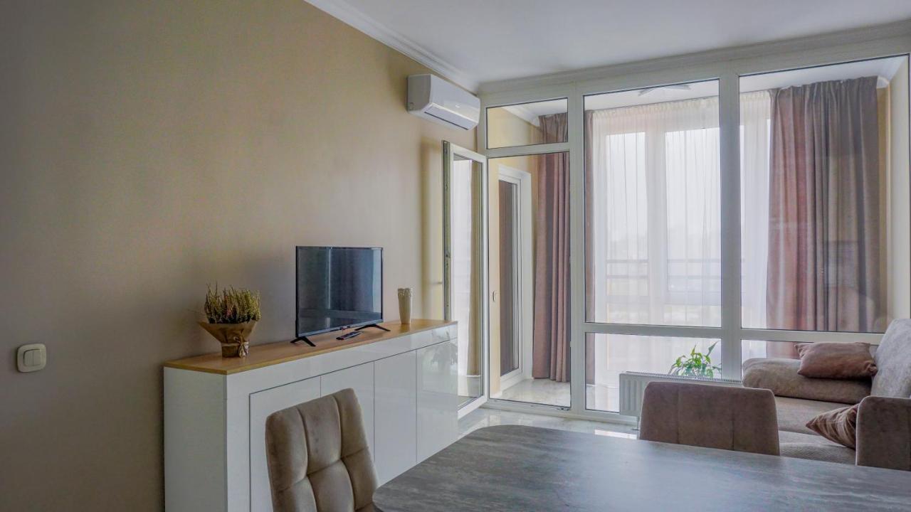 Luxury Apartment Near Metro Station Osokorky Kyiv Exterior photo