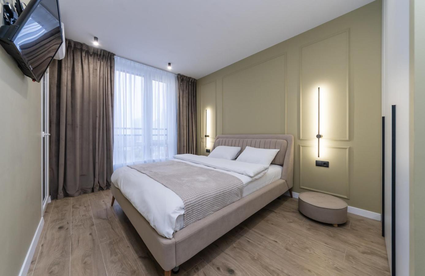 Luxury Apartment Near Metro Station Osokorky Kyiv Exterior photo